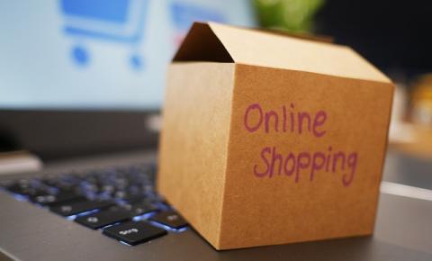 Quais os produtos mais comprados em mercado online?